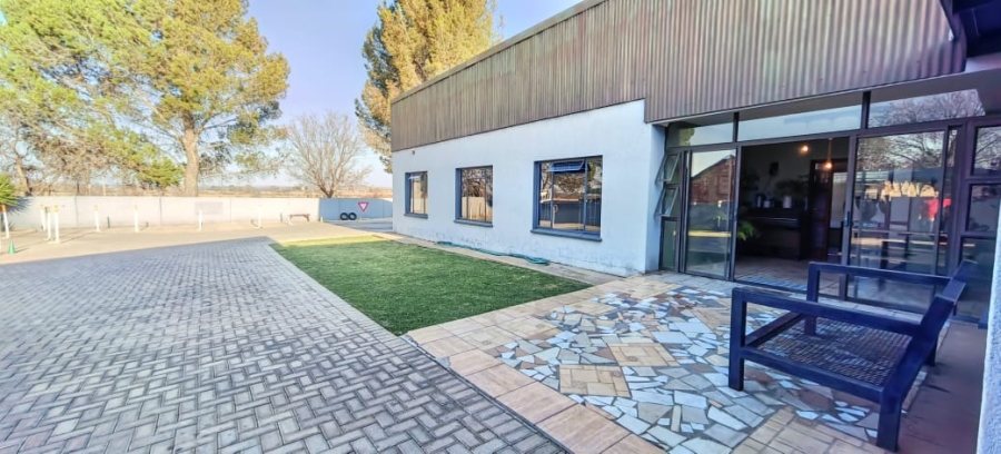 3 Bedroom Property for Sale in Miederpark North West